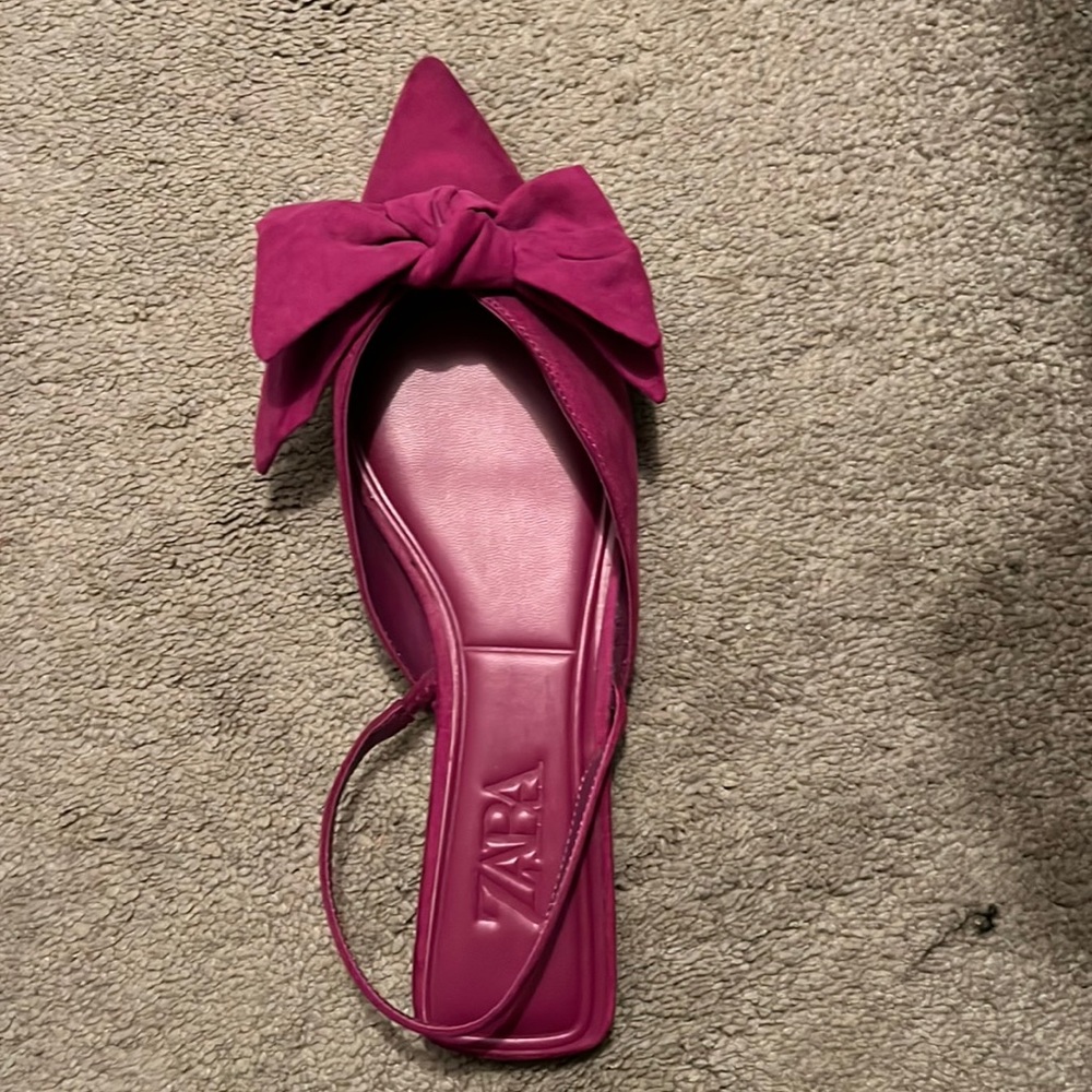 Fuchsia flat sling backs w/ bow